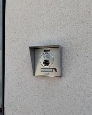 Visera Portero Automático Fermax