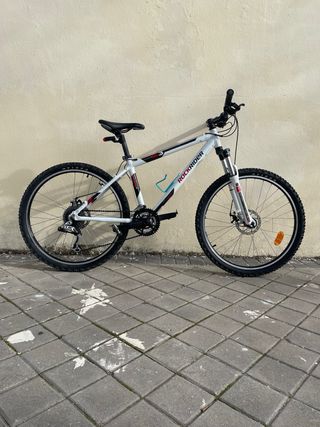 Bicicleta Rockrider 5.3 26"