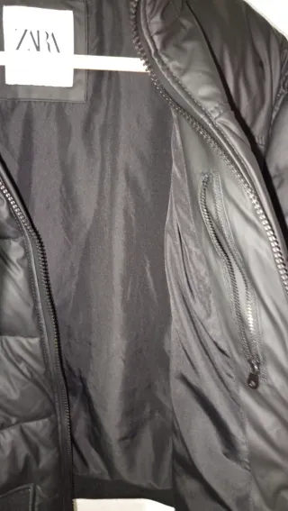 Chaqueta Zara negra acolchada, muy calentita