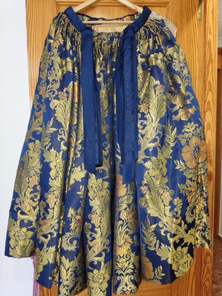 Traje de Fallera Azul y Dorado