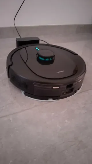 Robot aspiradora Cecotec Inmortal 7490