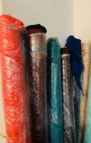 Lote 31 rollos tela vestidos fiesta