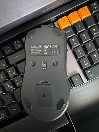 ProtoArc KM310 Teclado Mecánico y Ratón