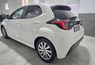 Toyota Yaris hybrid 2023