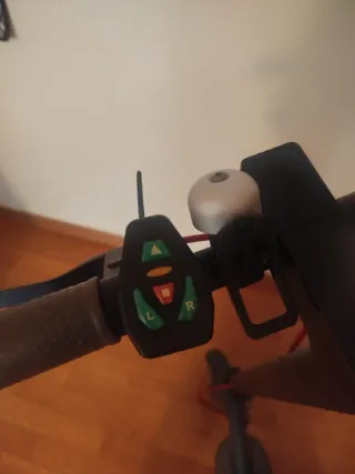 Patinete Eléctrico Xiaomi 365 + Accesorios