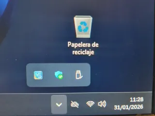 Ordenador Lenovo w11 i5 wifi 4gb. Ssd.