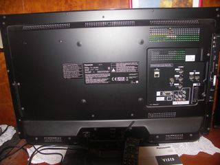 Televisor LED Panasonic 32 con mando