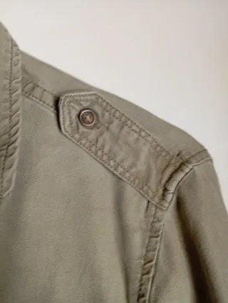 Chaqueta Hollister Verde Militar Talla XS