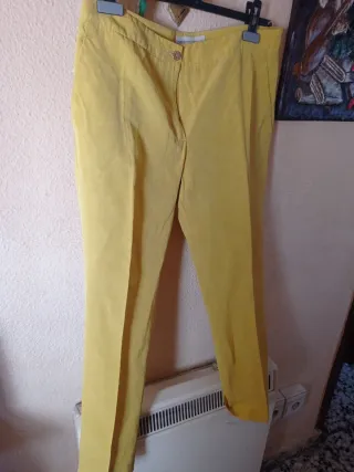 Pantalón lino amarillo Purificación García