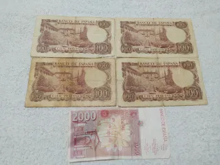 Billetes antiguos de pesetas: 100 y 2000