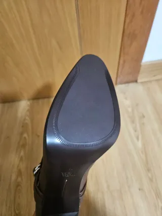 Botines piel Zara flecos tacón sin estrenar