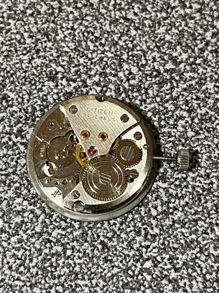 Esfera Citizen con parte de máquina