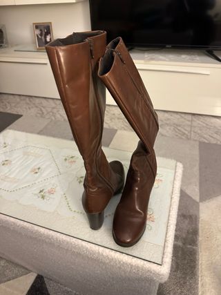 Stivali in pelle marrone