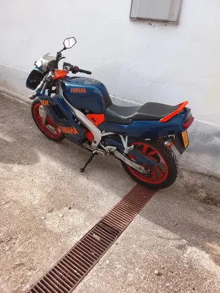 Yamaha TZR 49cc Moto Deportiva.. cambio por algo q