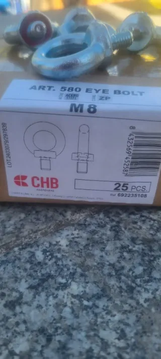 Pernos con Ojo Metrica 8 precio por unidad