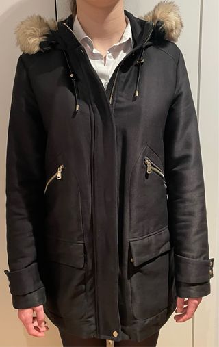 Parka Mango Negra Talla S con Capucha
