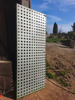 Persiana Mallorquina Madera con Refuerzo Hierro