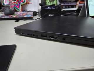 Lenovo X390 i5 8GB NVME