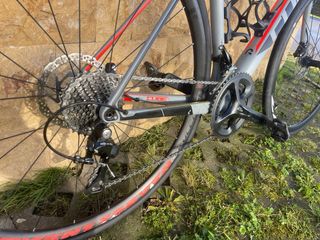 Cube Attain Pro Carbono Talla 56