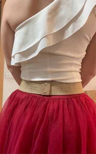 Conjunto Falda Tul Roja + Top Blanco + Cinturón Fl