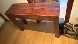Mesa recibidor de madera