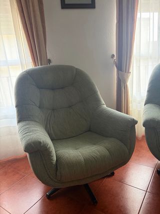 Sofá 3 plazas + 2 butacas verde