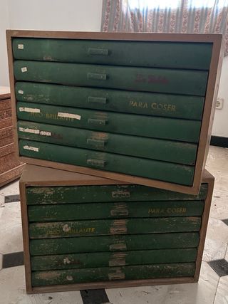 Mueble Cajonera antiguo hilaturas