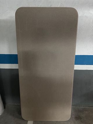 Colchón y Somier prácticamente nuevos.