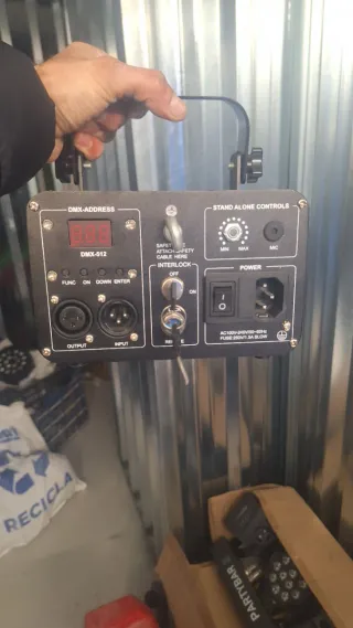 Sistema de sonido brutal