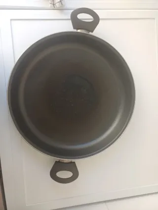 Paellera / Sartén Negra con Asas
