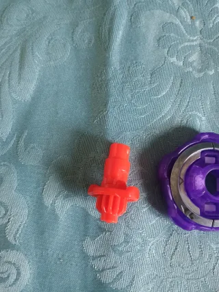 Beyblade X M5-85 Bite Croc Trans Point