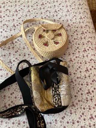 Bolsos niña beige y dorado