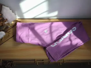 Mallas Adidas Linear Moradas Talla M