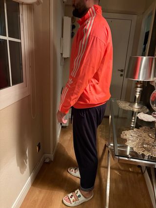 Chaqueta Adidas con Rayas Blancas