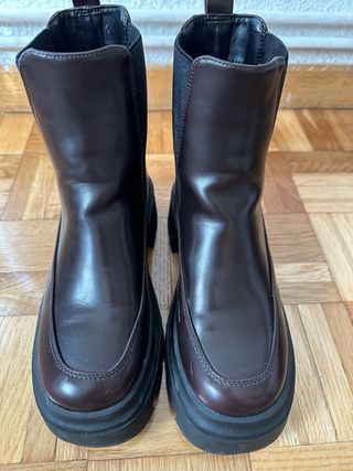 Botas de plataforma marrón vino