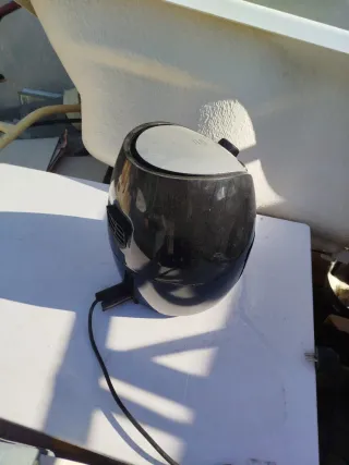 Freidora de aire negra