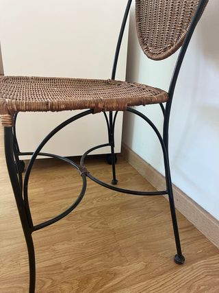 Sillas foja y mimbre