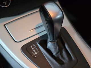 BMW Serie 3 318D AUT 2010