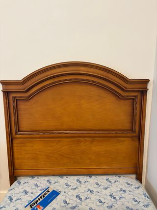 Conjunto 2 Somieres, Cabeceros y Mesilla de madera