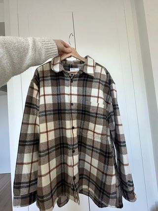 Sobrecamisa cuadros Pull&Bear Talla L