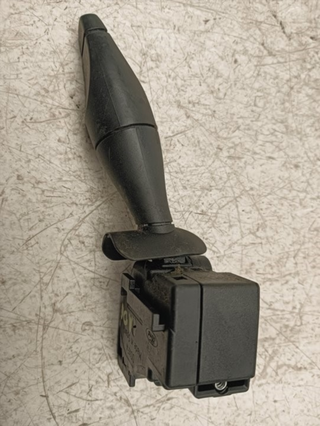 MANDO LIMPIA FORD FOCUS BERLINA (CAK) FFDA 98AG17