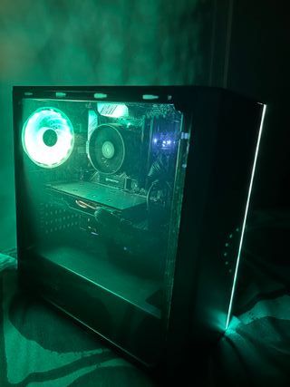 PC de sobremesa AMD Ryzen 7