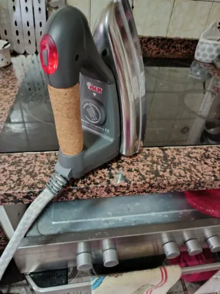 Centro de planchado Polti Vaporella SuperPro