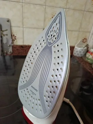 Plancha Philips Roja y Blanca