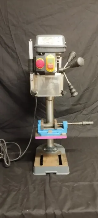 Taladro de columna para banco