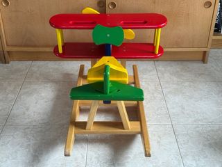 Balancín avión infantil de madera