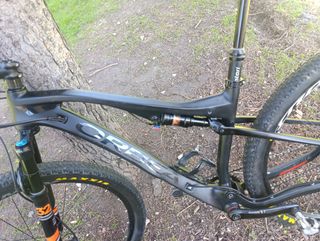Orbea oiz 29 pulgadas carbono doble suspension btt