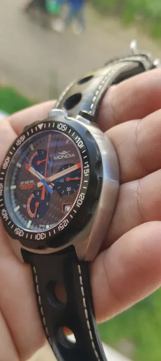 Reloj Mondia Bullhead Cronógrafo