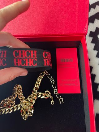 Collar Carolina Herrera CH Dorado