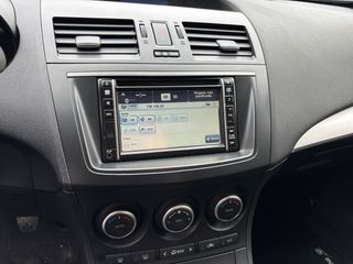 Mazda 3 1.6CRTD DISTINTIVO B AMARILLO